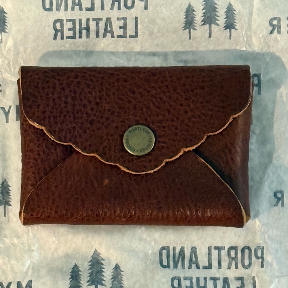 New Portland Leather Daisy Wallet in Nutmeg brown